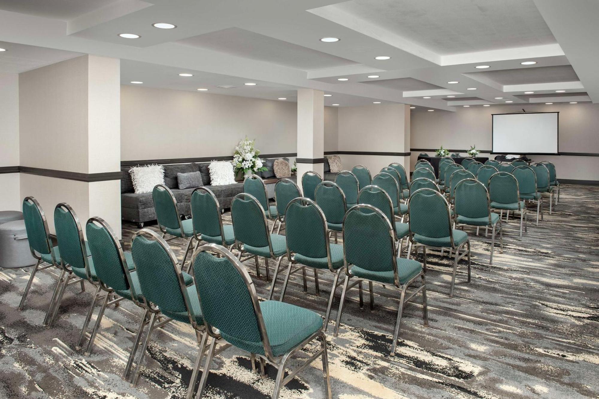 Embassy Suites Winston-Salem Kültér fotó